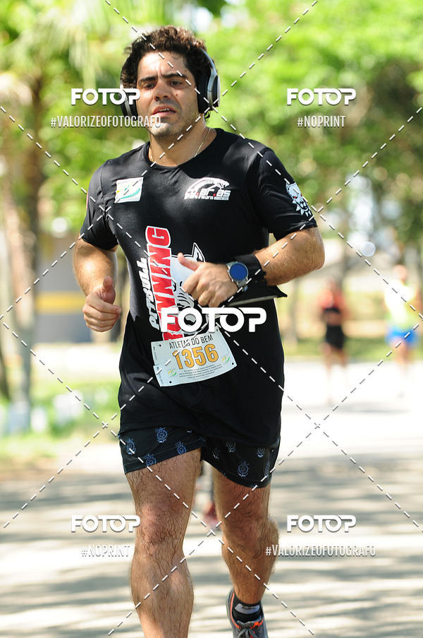 Buy your photos of the eventPIT BULL RUNNING on Fotop