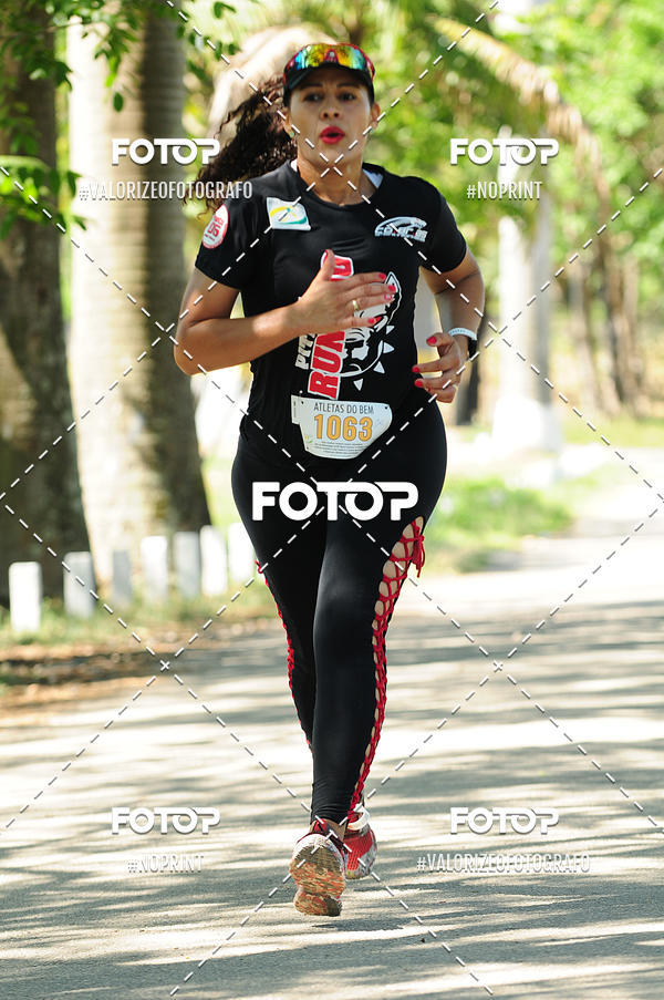 Buy your photos of the eventPIT BULL RUNNING on Fotop