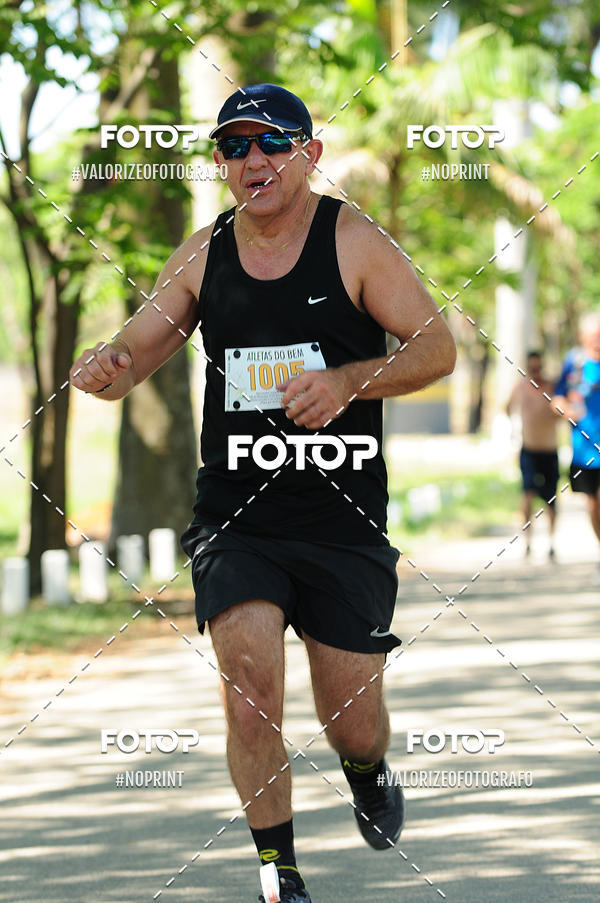 Buy your photos of the eventPIT BULL RUNNING on Fotop