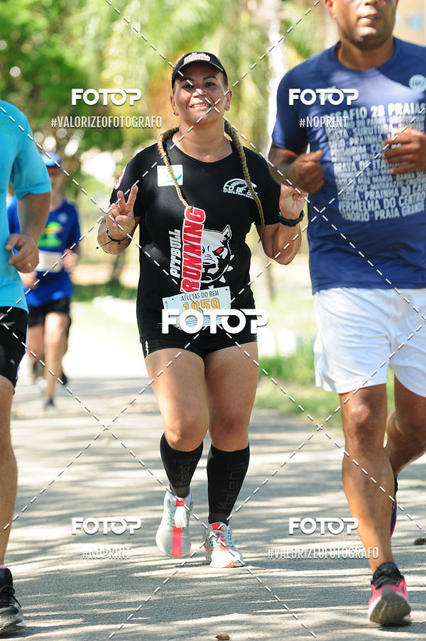 Buy your photos of the eventPIT BULL RUNNING on Fotop