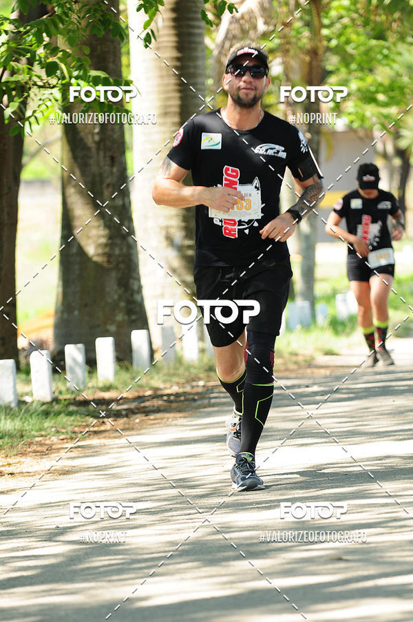 Buy your photos of the eventPIT BULL RUNNING on Fotop