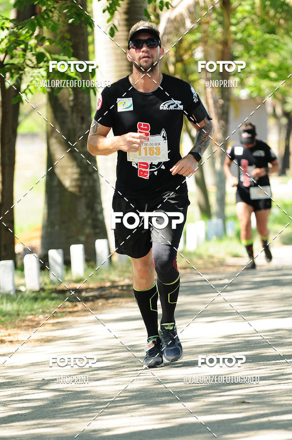 Buy your photos of the eventPIT BULL RUNNING on Fotop