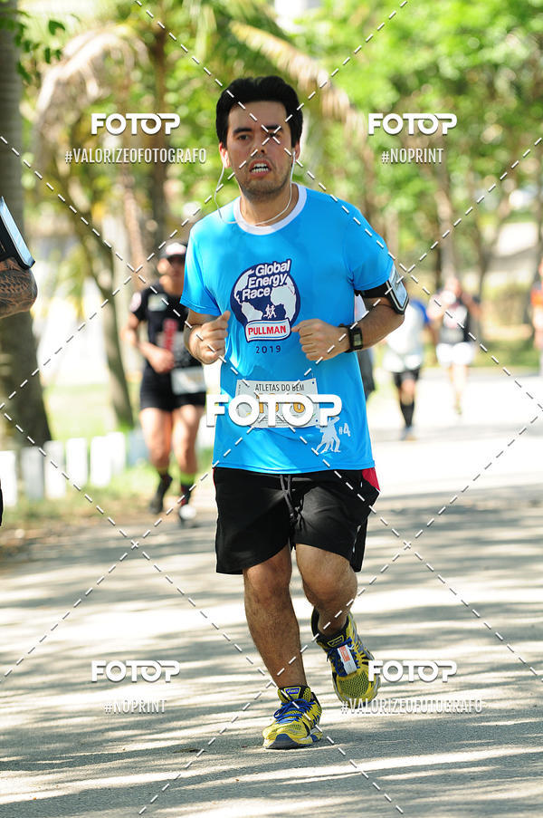 Buy your photos of the eventPIT BULL RUNNING on Fotop