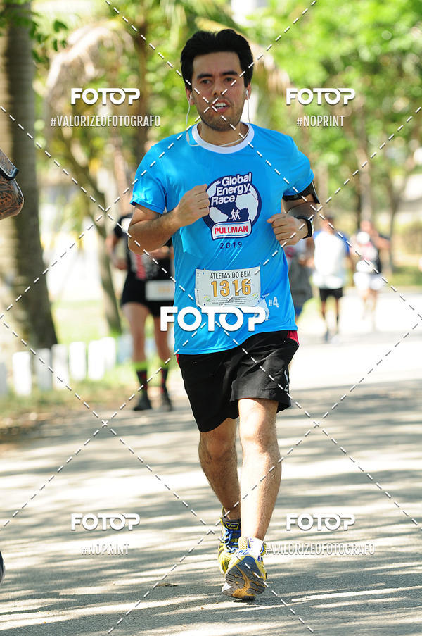 Buy your photos of the eventPIT BULL RUNNING on Fotop