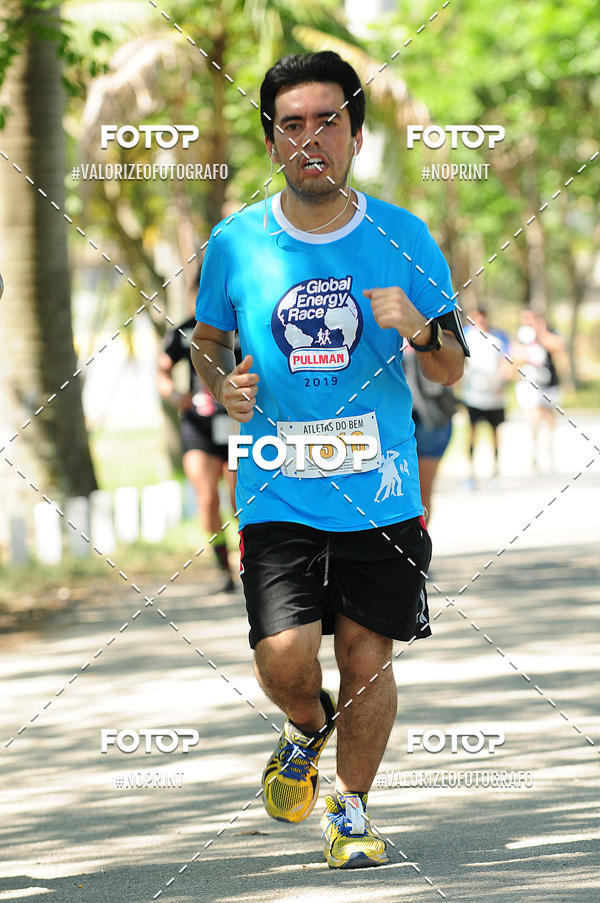 Buy your photos of the eventPIT BULL RUNNING on Fotop