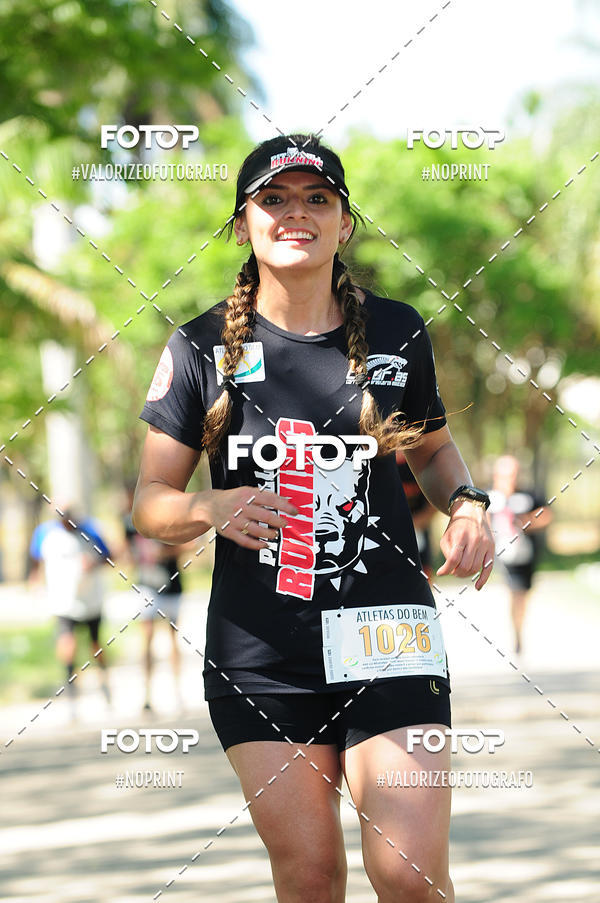 Buy your photos of the eventPIT BULL RUNNING on Fotop