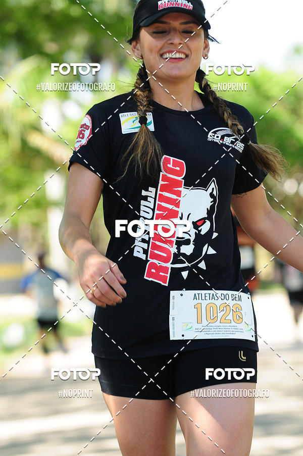 Buy your photos of the eventPIT BULL RUNNING on Fotop