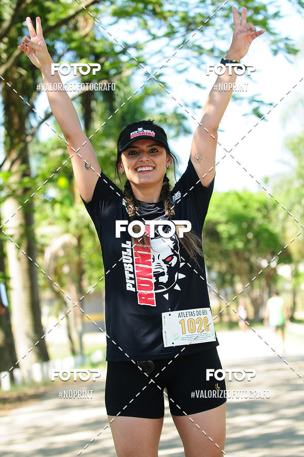 Buy your photos of the eventPIT BULL RUNNING on Fotop