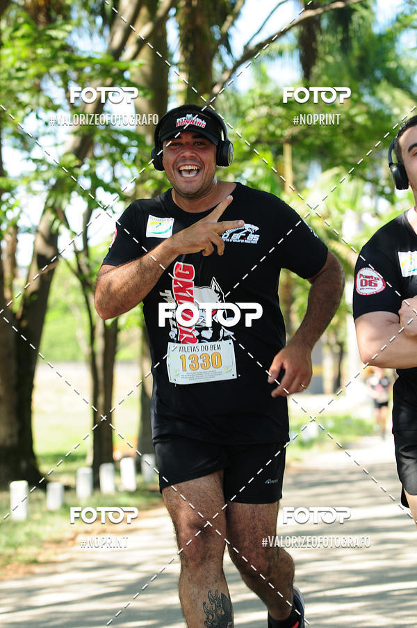 Buy your photos of the eventPIT BULL RUNNING on Fotop