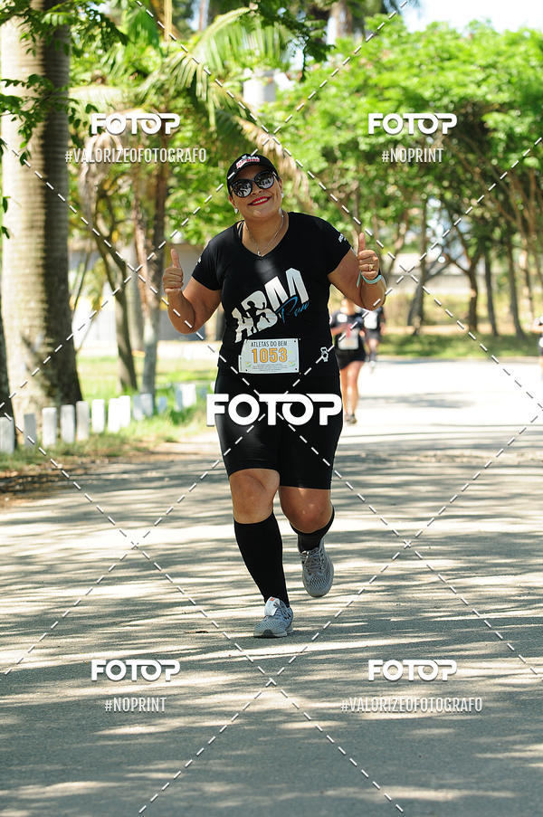 Buy your photos of the eventPIT BULL RUNNING on Fotop