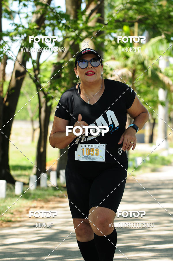 Buy your photos of the eventPIT BULL RUNNING on Fotop