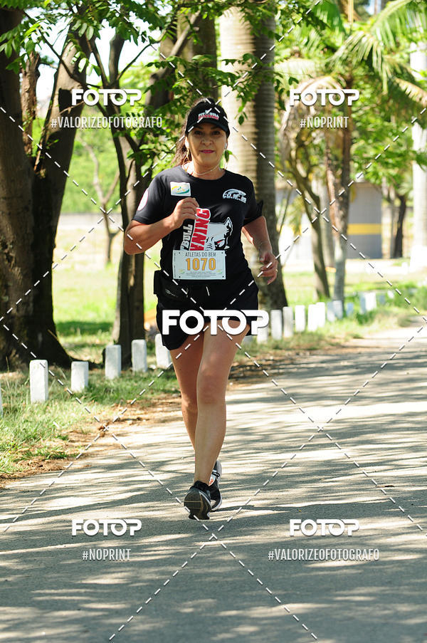 Buy your photos of the eventPIT BULL RUNNING on Fotop