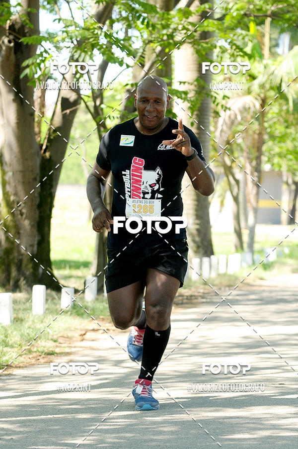 Buy your photos of the eventPIT BULL RUNNING on Fotop