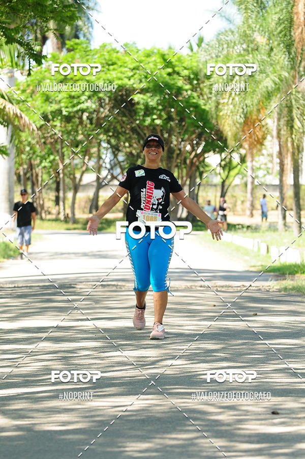 Buy your photos of the eventPIT BULL RUNNING on Fotop