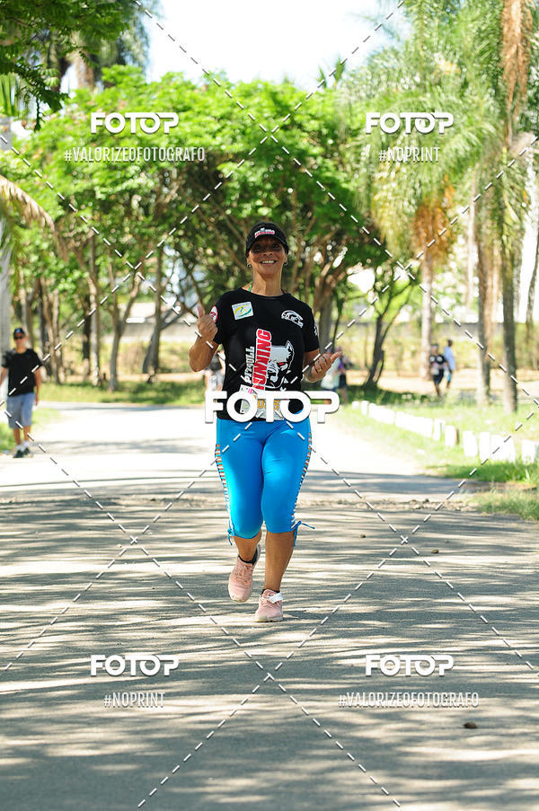 Buy your photos of the eventPIT BULL RUNNING on Fotop