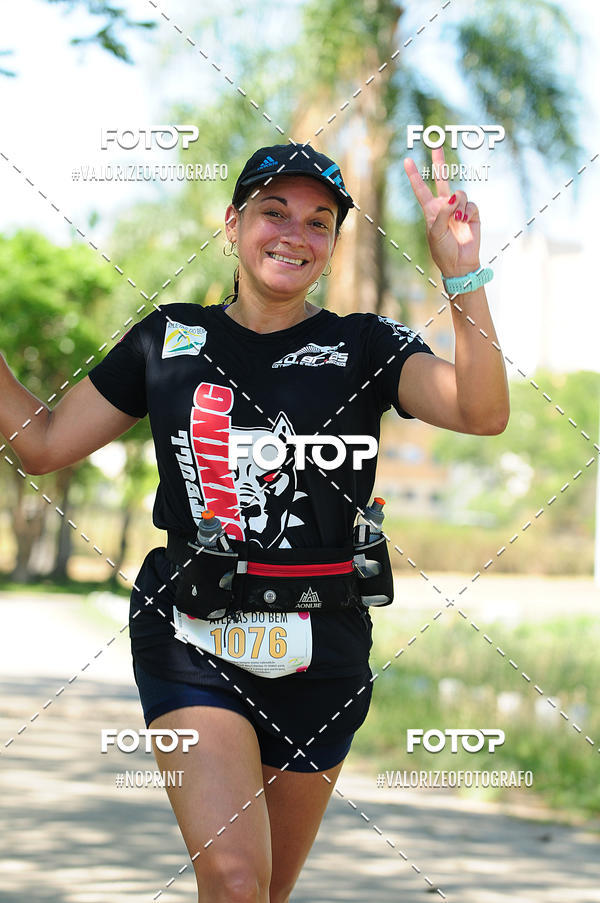 Buy your photos of the eventPIT BULL RUNNING on Fotop