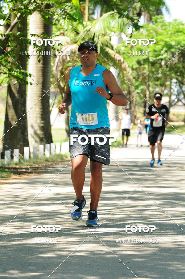 Buy your photos of the eventPIT BULL RUNNING on Fotop