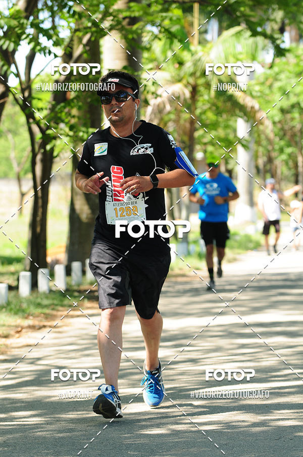 Buy your photos of the eventPIT BULL RUNNING on Fotop