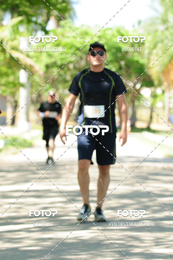 Buy your photos of the eventPIT BULL RUNNING on Fotop