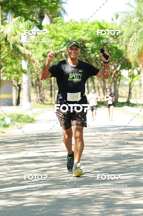 Buy your photos of the eventPIT BULL RUNNING on Fotop