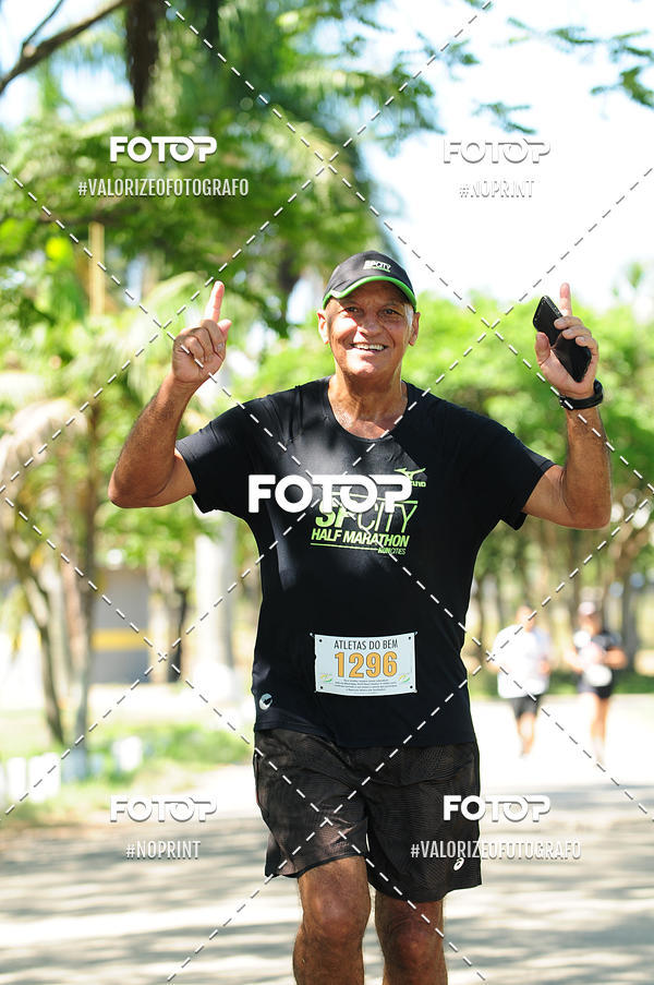 Buy your photos of the eventPIT BULL RUNNING on Fotop