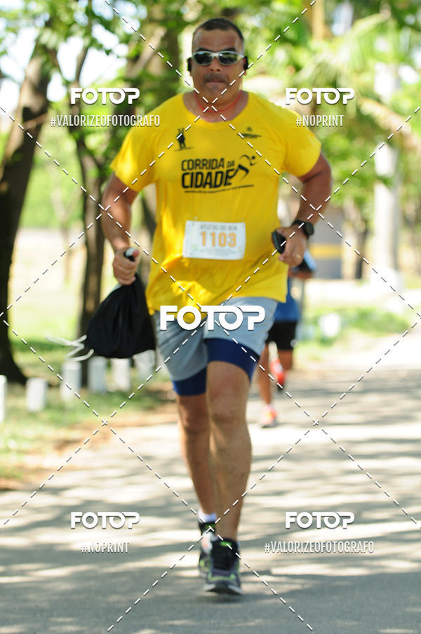 Buy your photos of the eventPIT BULL RUNNING on Fotop