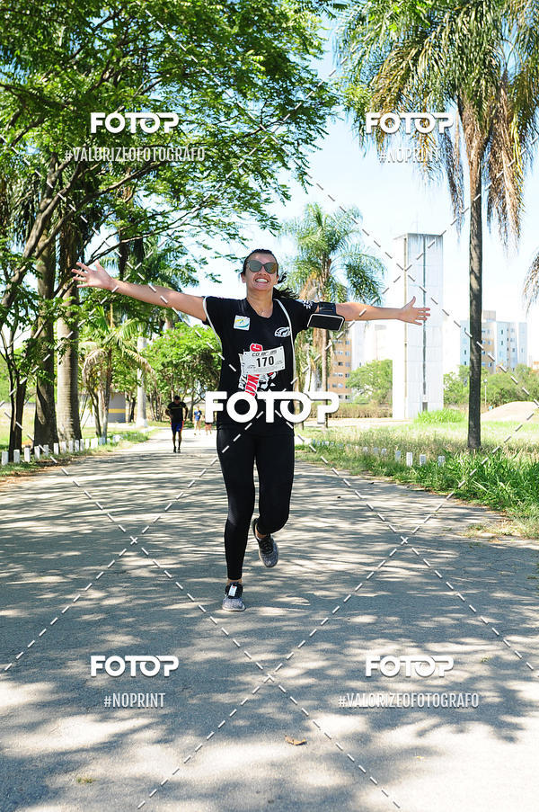 Buy your photos of the eventPIT BULL RUNNING on Fotop