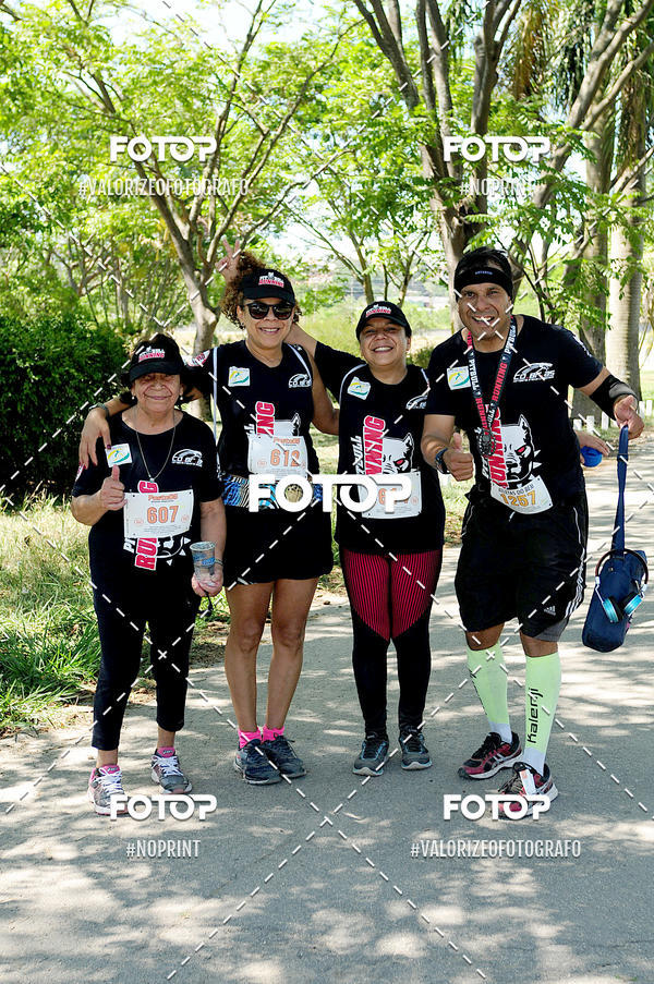 Buy your photos of the eventPIT BULL RUNNING on Fotop