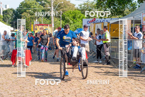Buy your photos of the event9 Corrida e Caminhada Animada Hospitalhaos on Fotop