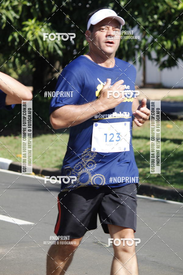 Buy your photos of the event9 Corrida e Caminhada Animada Hospitalhaos on Fotop