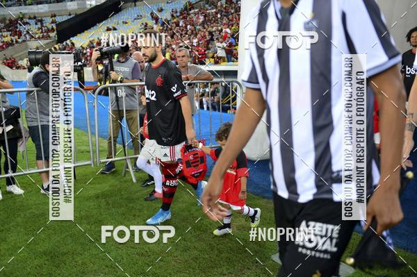 Buy your photos of the eventFlamengo x Atltico-MG  Maracan - 10/10/2019 on Fotop