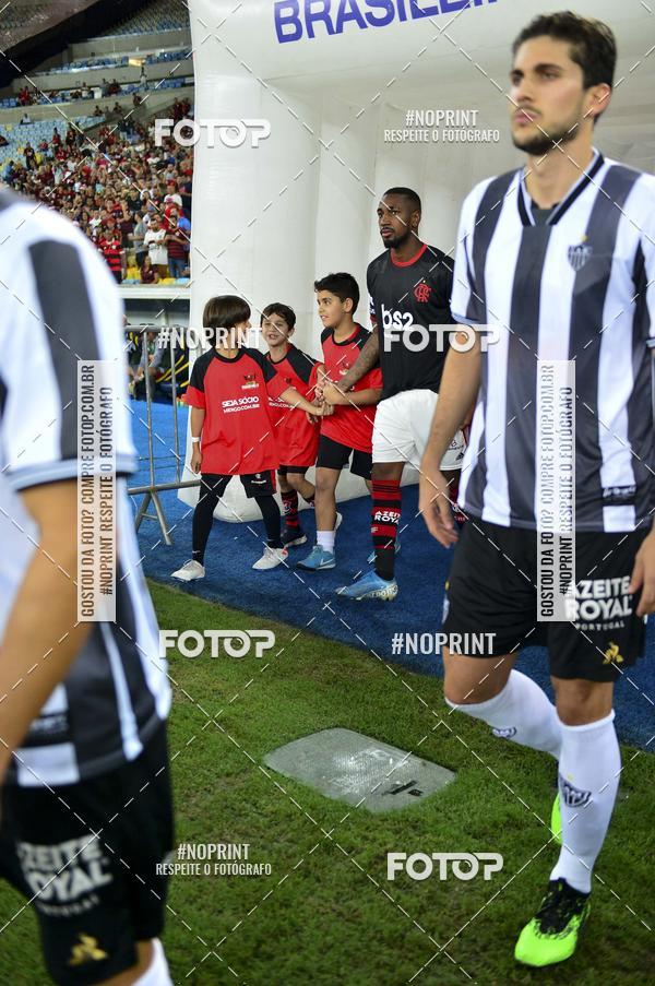 Buy your photos of the eventFlamengo x Atltico-MG  Maracan - 10/10/2019 on Fotop