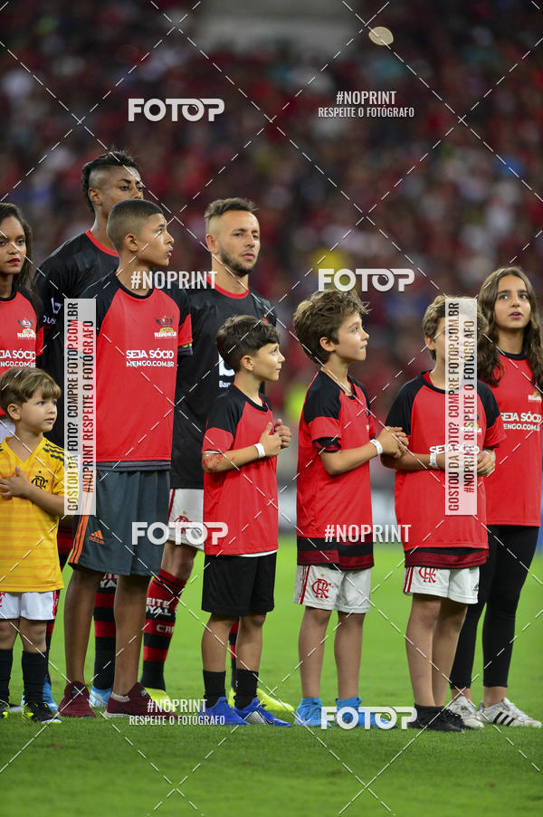 Buy your photos of the eventFlamengo x Atltico-MG  Maracan - 10/10/2019 on Fotop