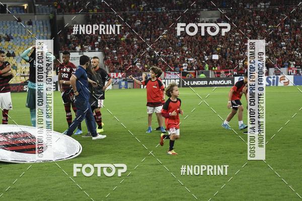 Buy your photos of the eventFlamengo x Atltico-MG  Maracan - 10/10/2019 on Fotop