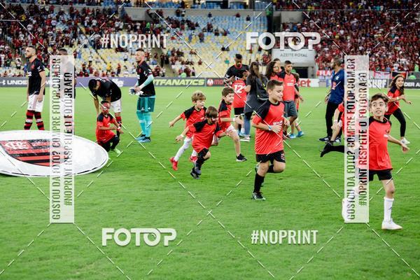 Buy your photos of the eventFlamengo x Atltico-MG  Maracan - 10/10/2019 on Fotop