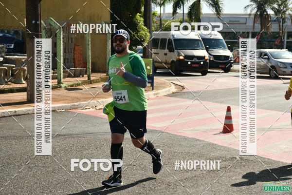 Achetez vos photos de l'vnementCORRIDAS UNIMED - ETAPA UBERABA  sur Fotop