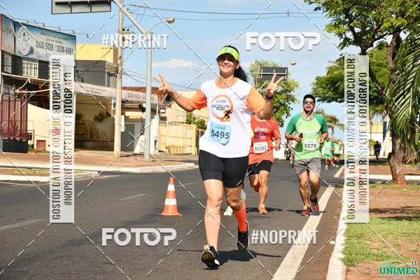 Achetez vos photos de l'vnementCORRIDAS UNIMED - ETAPA UBERABA  sur Fotop