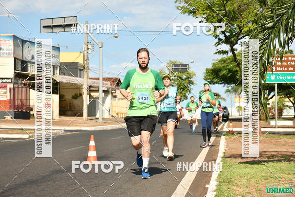 Achetez vos photos de l'vnementCORRIDAS UNIMED - ETAPA UBERABA  sur Fotop