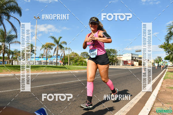 Buy your photos of the eventCORRIDAS UNIMED - ETAPA UBERABA  on Fotop