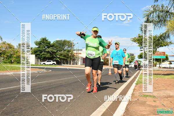 Buy your photos of the eventCORRIDAS UNIMED - ETAPA UBERABA  on Fotop