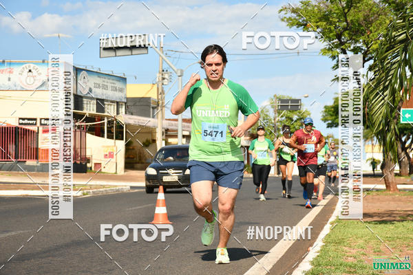 Buy your photos of the eventCORRIDAS UNIMED - ETAPA UBERABA  on Fotop