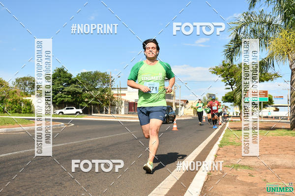 Buy your photos of the eventCORRIDAS UNIMED - ETAPA UBERABA  on Fotop