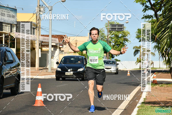 Buy your photos of the eventCORRIDAS UNIMED - ETAPA UBERABA  on Fotop