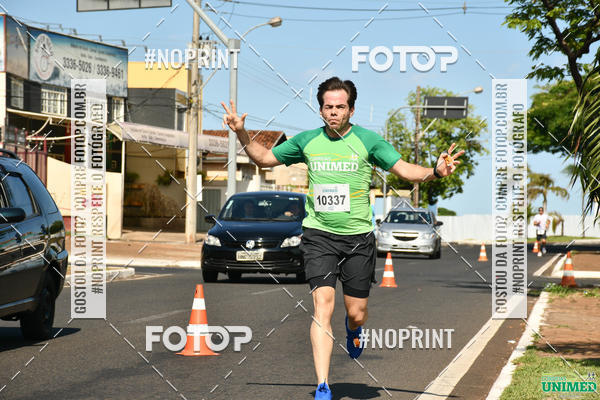 Buy your photos of the eventCORRIDAS UNIMED - ETAPA UBERABA  on Fotop
