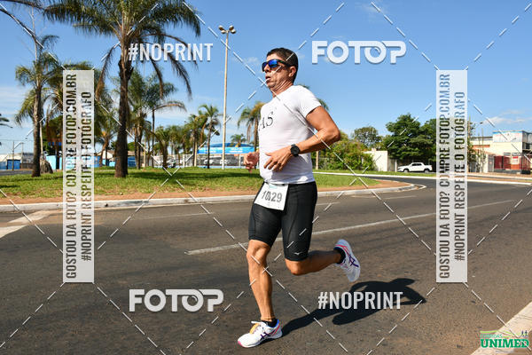Achetez vos photos de l'vnementCORRIDAS UNIMED - ETAPA UBERABA  sur Fotop