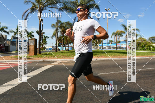Achetez vos photos de l'vnementCORRIDAS UNIMED - ETAPA UBERABA  sur Fotop