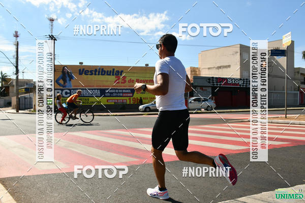 Achetez vos photos de l'vnementCORRIDAS UNIMED - ETAPA UBERABA  sur Fotop