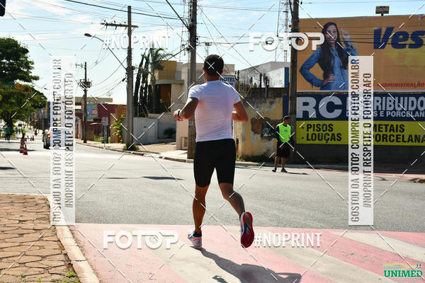 Achetez vos photos de l'vnementCORRIDAS UNIMED - ETAPA UBERABA  sur Fotop