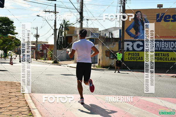 Achetez vos photos de l'vnementCORRIDAS UNIMED - ETAPA UBERABA  sur Fotop