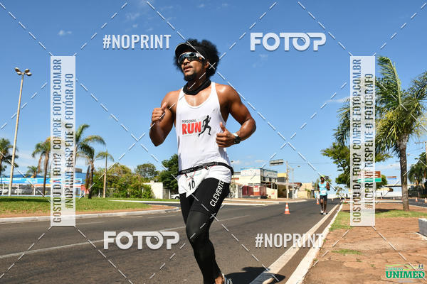 Buy your photos of the eventCORRIDAS UNIMED - ETAPA UBERABA  on Fotop